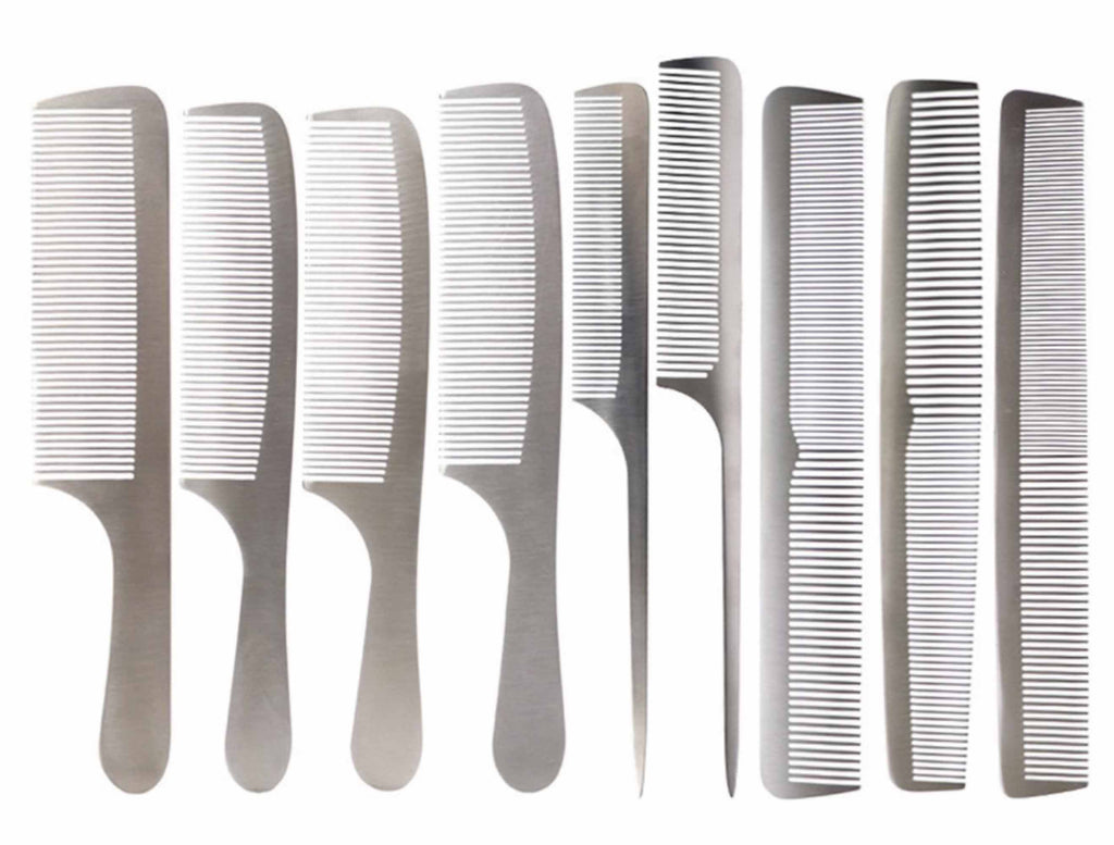 Assortiment de brosse et peignes